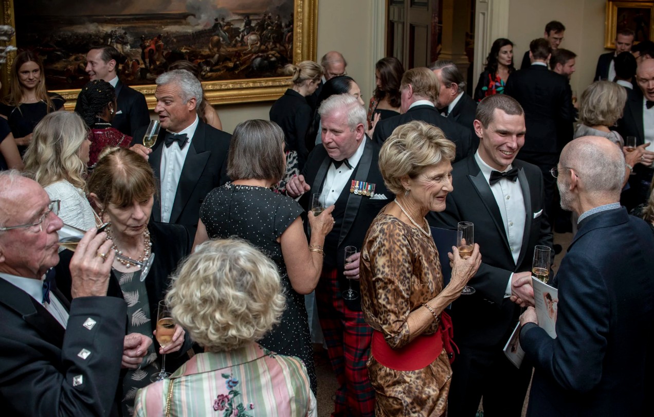 Corporate gala evening photography — London black tie awards event